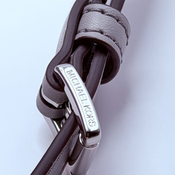 "Hyde" by Michael Kors - Picture 14 of 14